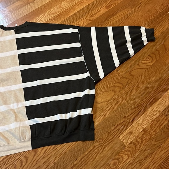 Free People Uptown Stripe Pullover Size Small NWT - Picture 11 of 14